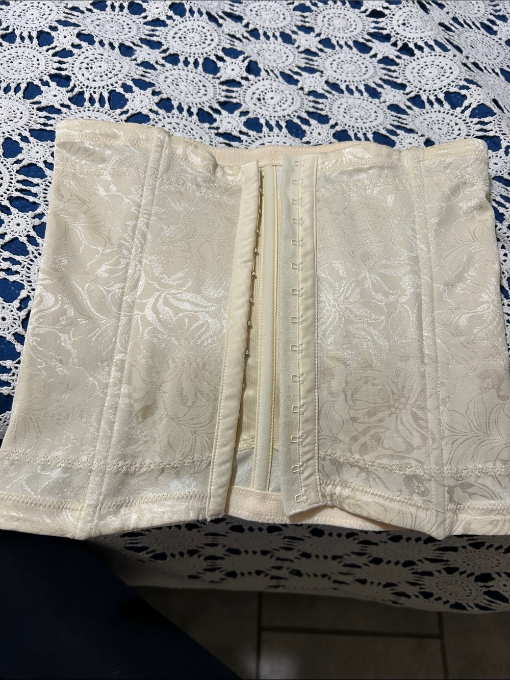 Waist trainer by maiden form